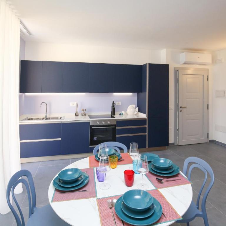 Suite HollidayHouse - vista mare - Appartement Loft 1 Chambre avec Balcon - 10