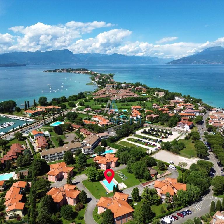 Domus Garda - Pool and terrace in the heart of Sirmione - Apartamento de 2 dormitorios con vistas a la piscina - 34