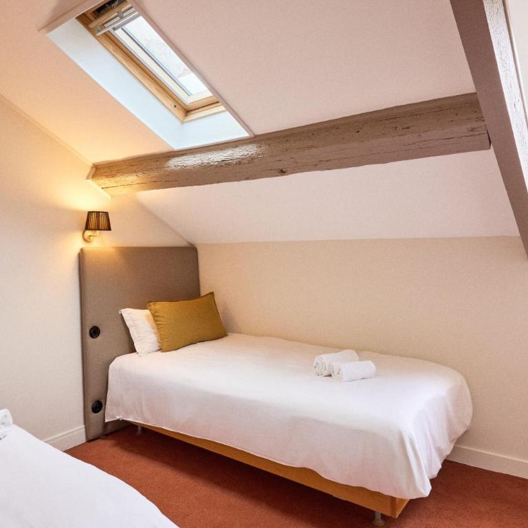 Hôtel Henri IV - Chambre Triple - 4