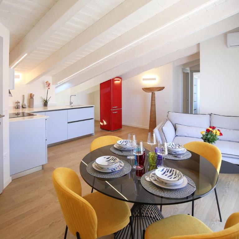 Suite HollidayHouse - vista mare - Suite avec Jacuzzi - 28