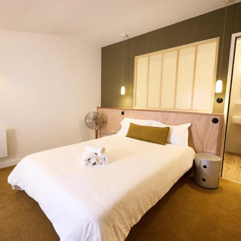 Hôtel Henri IV - Chambre Double Supérieure - 4