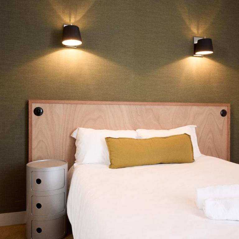 Hôtel Henri IV - Hébergement Double Confort - 3