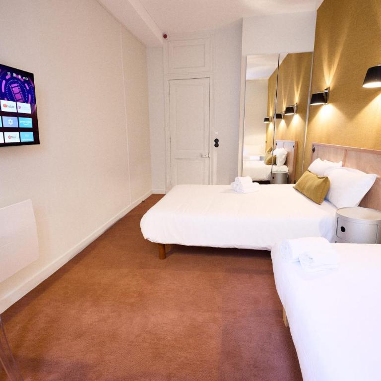 Hôtel Henri IV - Chambre Triple Familiale - 3