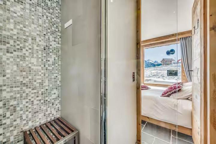 Courchevel 1850 center - Ski-in Ski-out - Apartment - 4