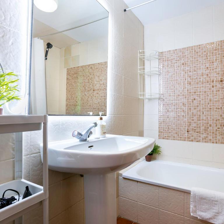 Sunstay San Enrique Loft Torremolinos - Loft - 7