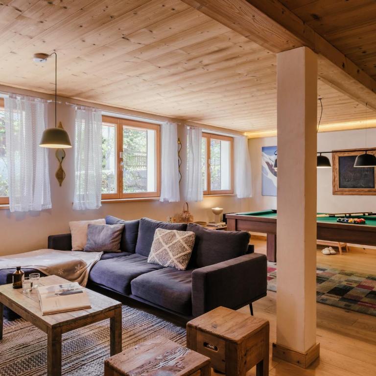 Chalet 4★, 15 pers, La Clusaz, sauna, centre village, 7 chambres - FR-1-304-177 - Chalet (13 Adultes) - 15