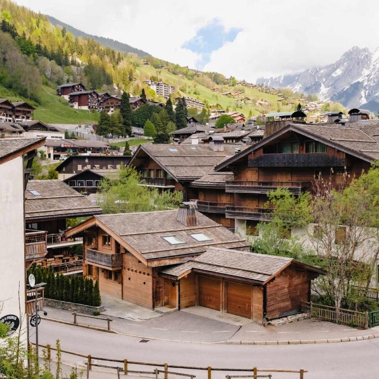 Chalet 4★, 15 pers, La Clusaz, sauna, centre village, 7 chambres - FR-1-304-177 - Chalet (13 Adultes) - 24