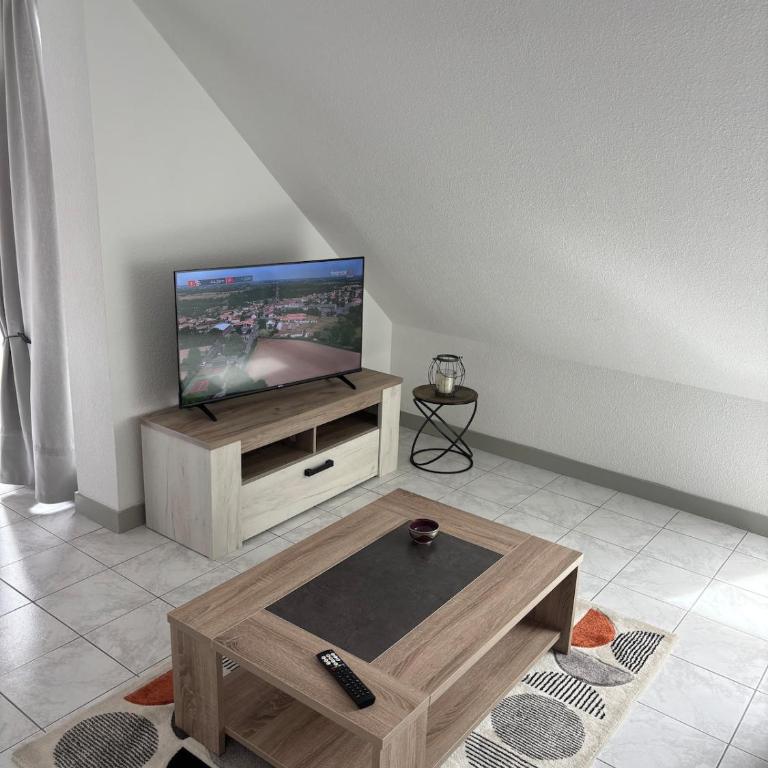 Perros Guirec Trestraou T2 avec terrasse - One-Bedroom Apartment - 4