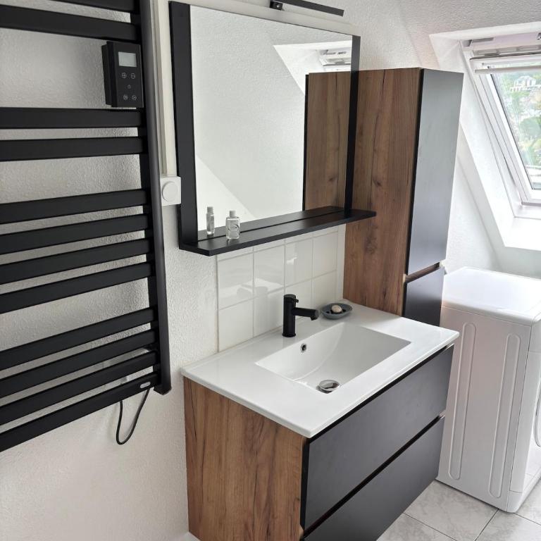 Perros Guirec Trestraou T2 avec terrasse - One-Bedroom Apartment - 10