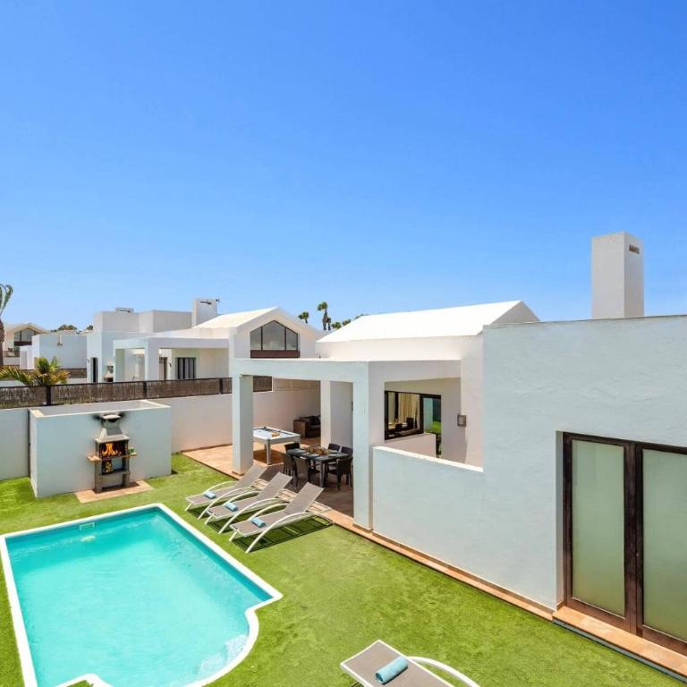 Villa Janubio by Villa Plus - Villa - 16