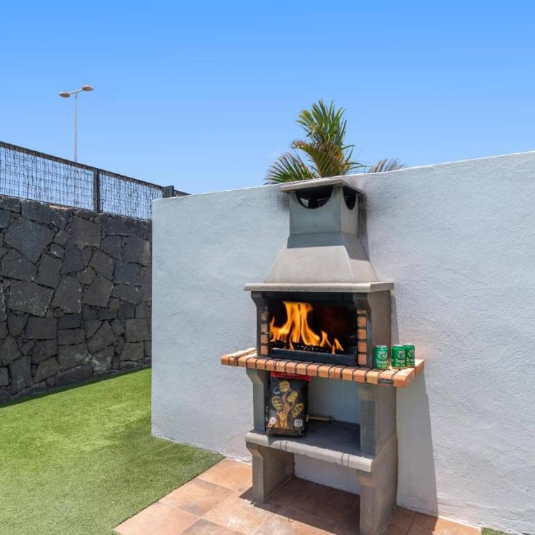 Villa Janubio by Villa Plus - Villa - 18