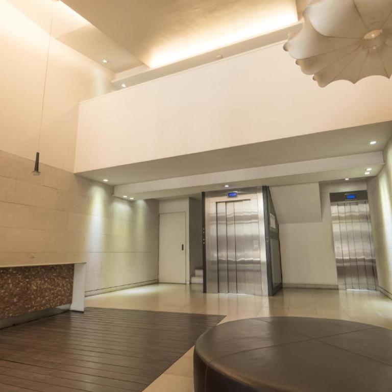 Rent Top Apartments near Plaza de Catalunya - Apartamento de 2 dormitorios con balcón - Ronda Sant Pere - 11