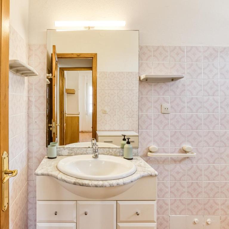 Apartamento a 1 min de Playa Riells - Casa con 1 Camera da Letto - 5