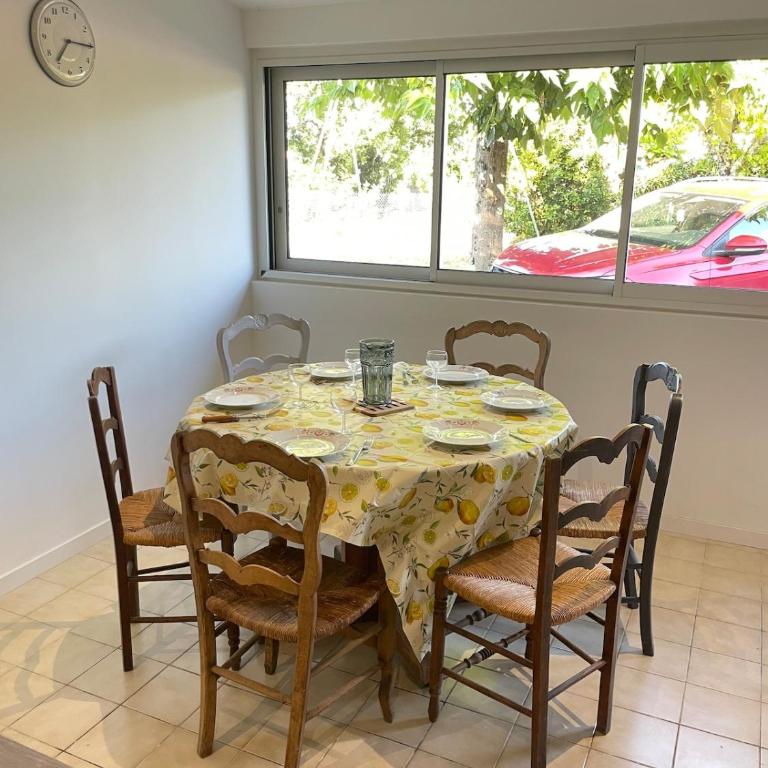 Maison dans le quartier calme de La Hume - Maison 2 Chambres - 10