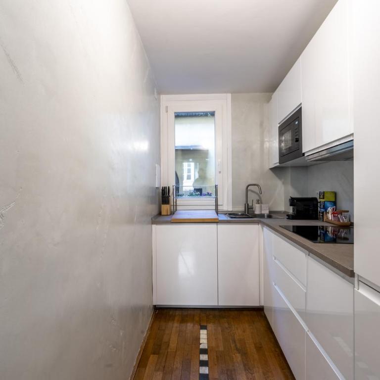 Design apartment in the center - Appartamento con 1 Camera da Letto - 90