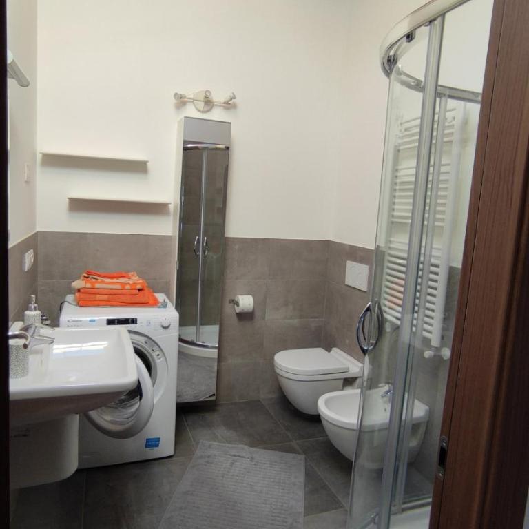 TRE LAGHI Apartment with Lake view - Appartamento con 2 Camere da Letto e Vista Lago - 11