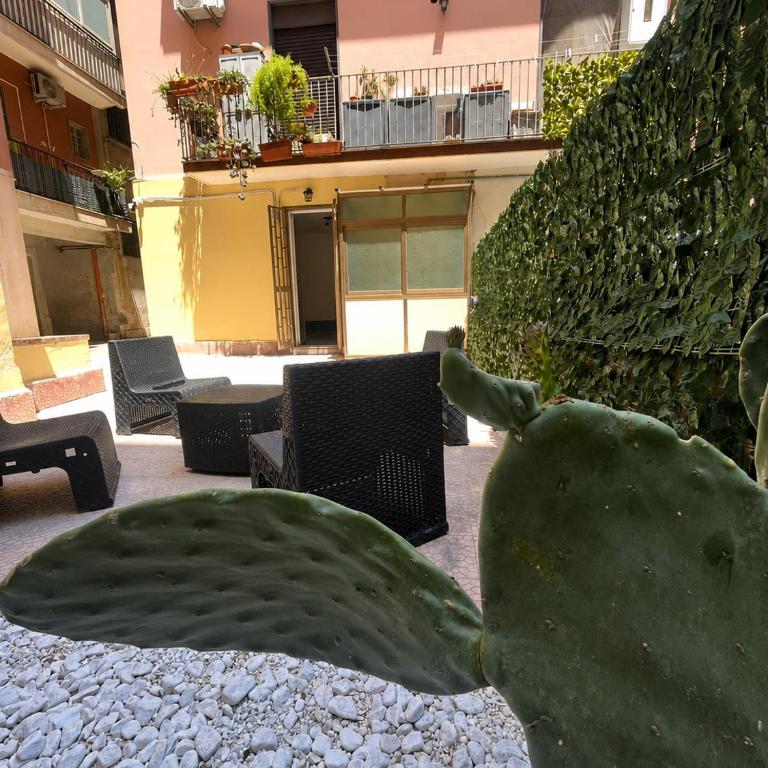 Ficodindia courtyard - Four-Bedroom Apartment - 1