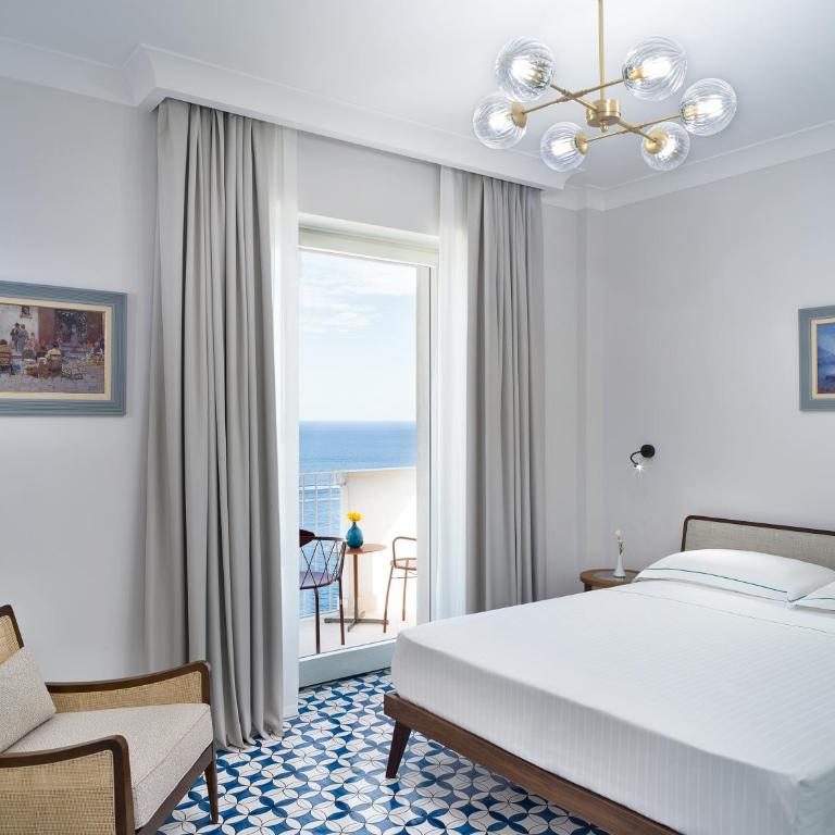 Hotel Il Tipografo di Amalfi - Camera Matrimoniale con Balcone e Vista Mare - 3