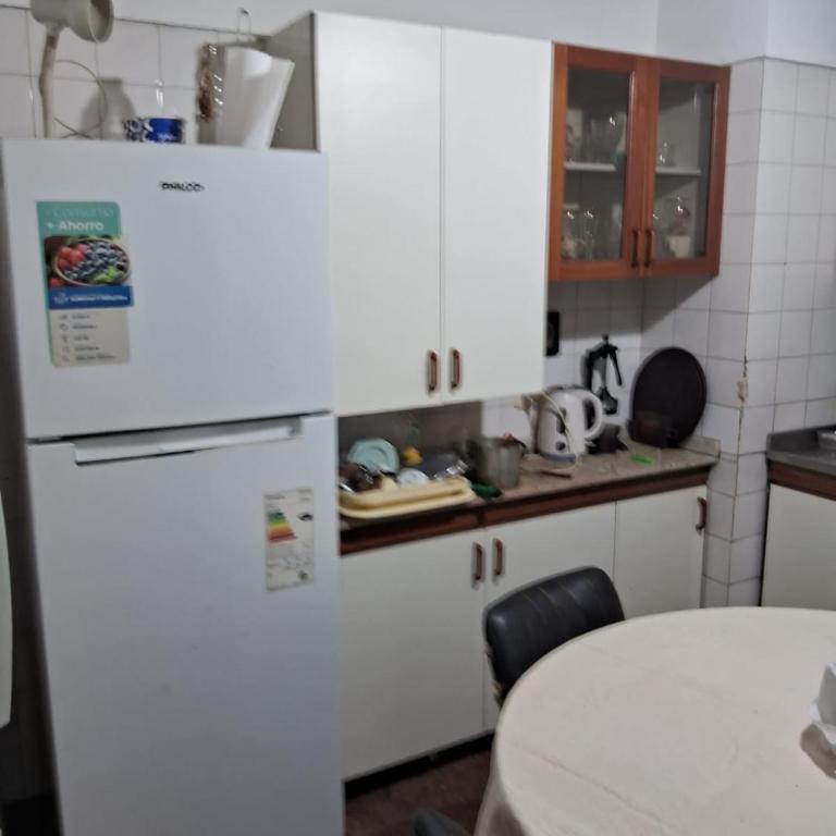 Carlos arese - One-Bedroom Apartment - 6