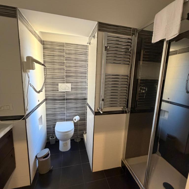 Domus Brunetti 24 - Appartamento con 2 Camere da Letto - 9