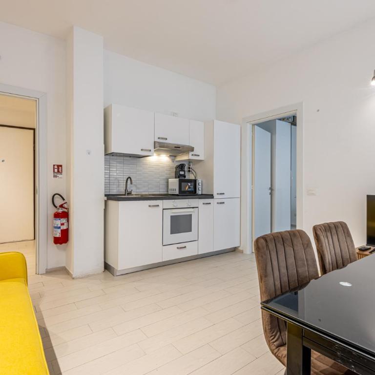 Bright Apartments near Metro Tolstoj - Easy City Centre and Linate Access - Appartamento con 1 Camera da Letto - 12