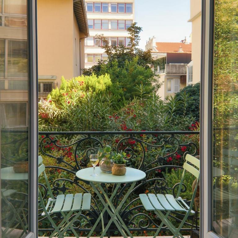 Charming studio, balcony with garden view, Nice Libération - Appartement 1 Chambre - 3