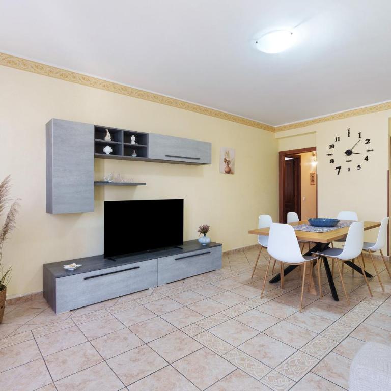 Bike Holiday Home - Deluxe Apartment mit Balkon und 2 Schlafzimmern - 8
