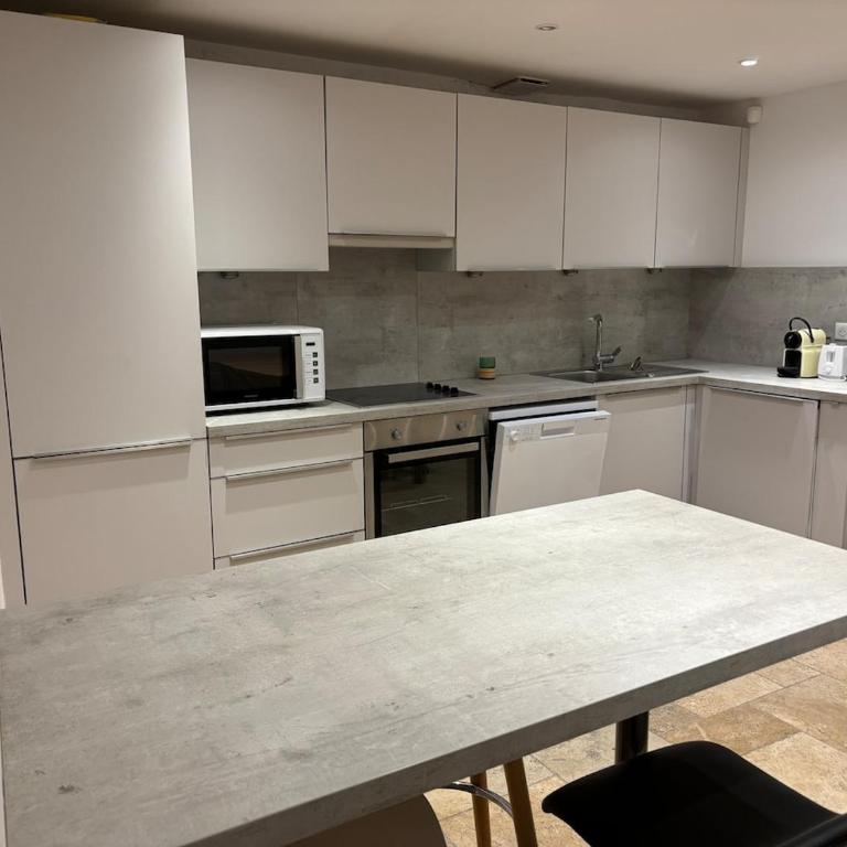 Fourmimi - Apartamento de 3 dormitorios - 12