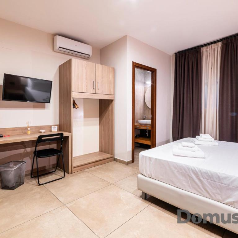 Officina Partenopea - Deluxe Quadruple Room - 7