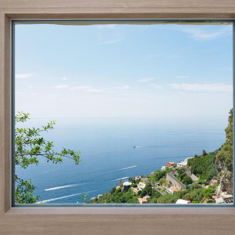 De Vivo Realty - Boscosfera Amalfi - Tienda - 14