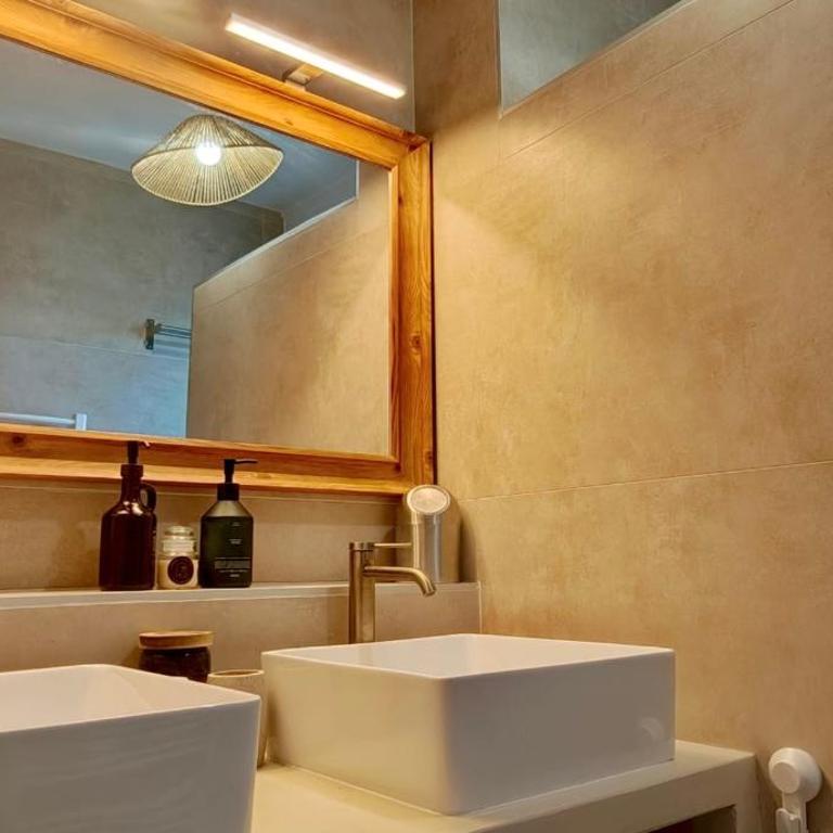 Bright apartment with a view in Saint-Raphaël - Apartment - 12