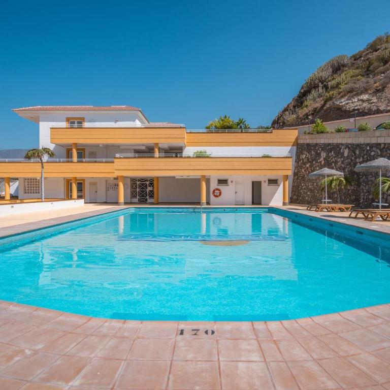 Luxurious 2-Bedroom Apartment with Ocean View in Costa Adeje - Apartment - 15