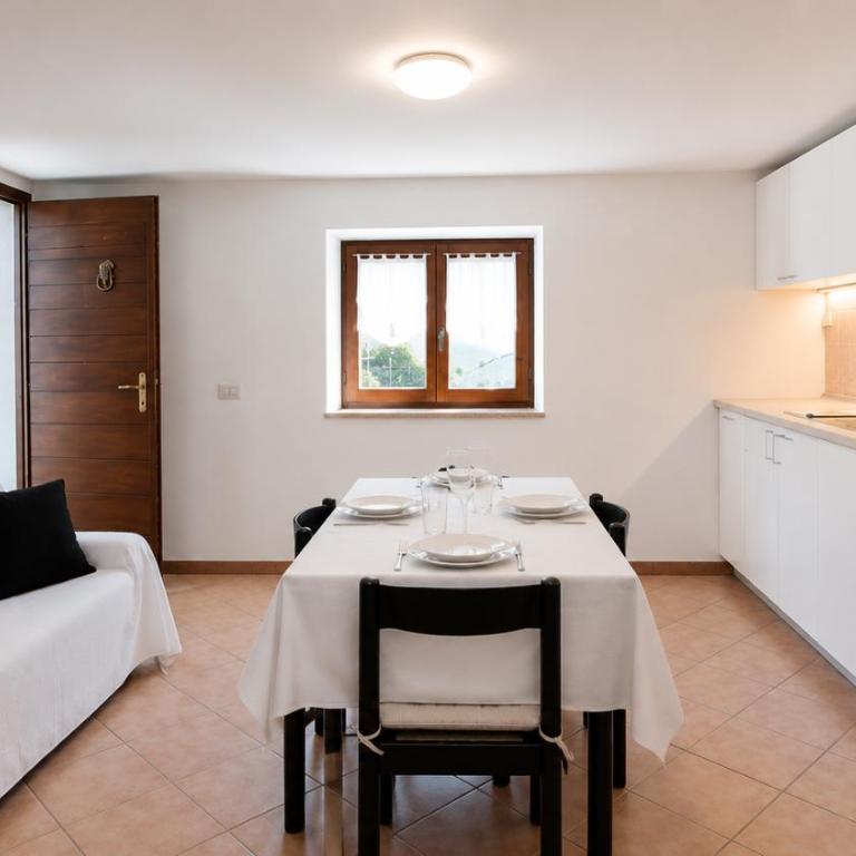 Casa Margherita - Larihome A30 - Appartamento con 2 Camere da Letto - 2