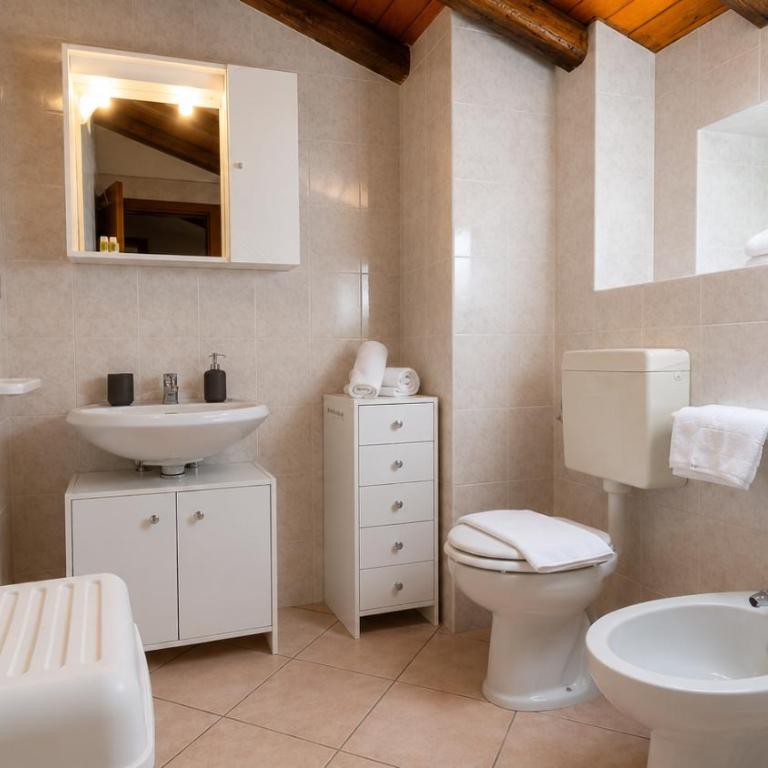 Casa Margherita - Larihome A30 - Appartamento con 2 Camere da Letto - 10
