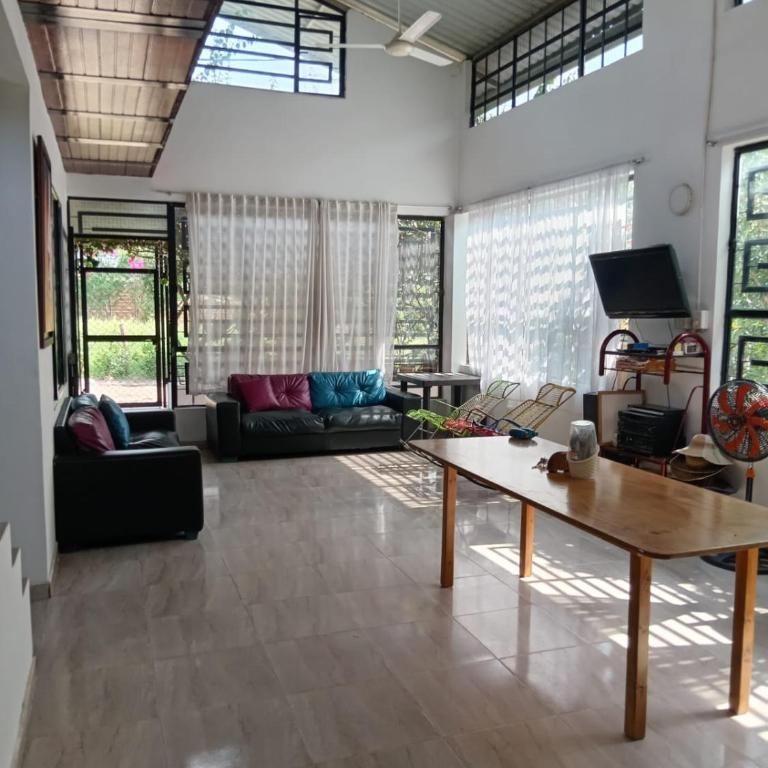 Casa vacacional en Girardot - Casa de 5 dormitorios - 17