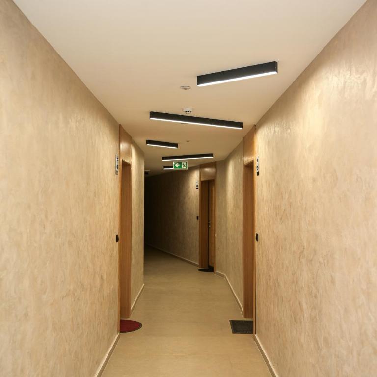 Stan na dan - Nika StudioApp Istocno Sarajevo sa Garazom - One-Bedroom Apartment - 24