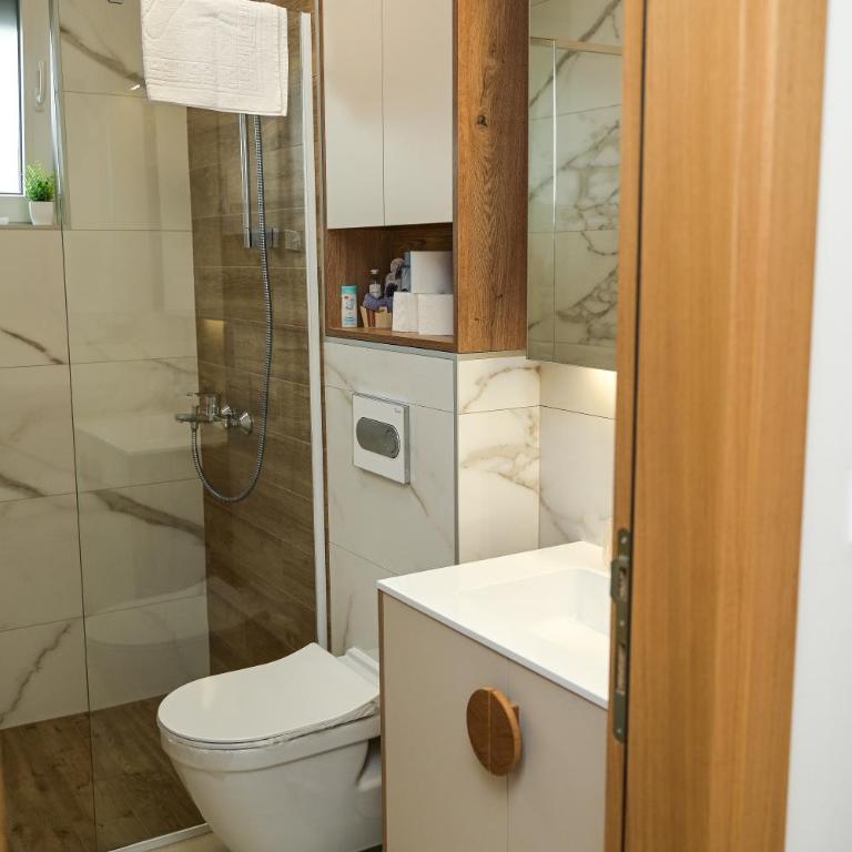 Stan na dan - Nika StudioApp Istocno Sarajevo sa Garazom - One-Bedroom Apartment - 16
