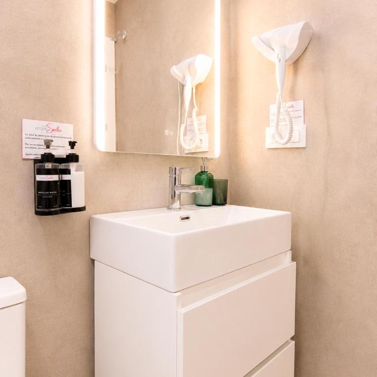 RentalSevilla Alfarería I - Apartment - 16