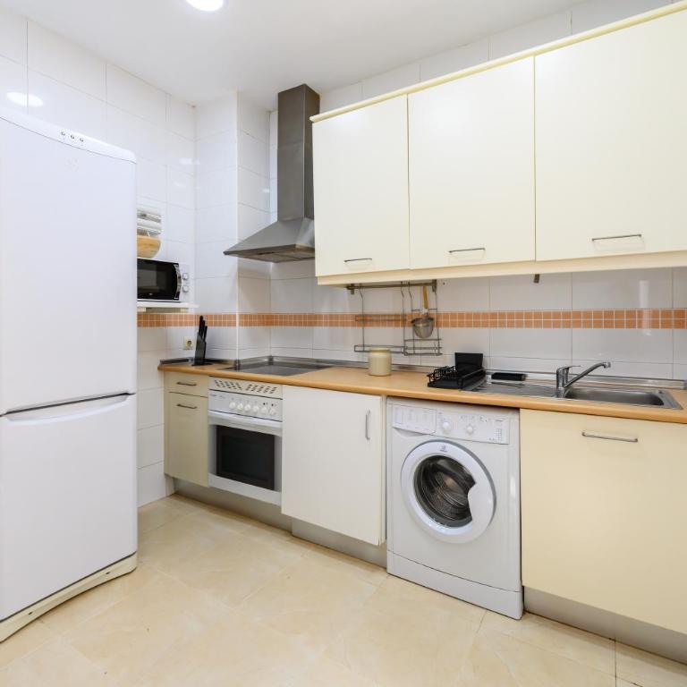 DIN132F - Piso de 2 dormitorios y 3 baños en el Centro de Madrid - Alquiler temporal - Appartamento con 2 Camere da Letto - 10