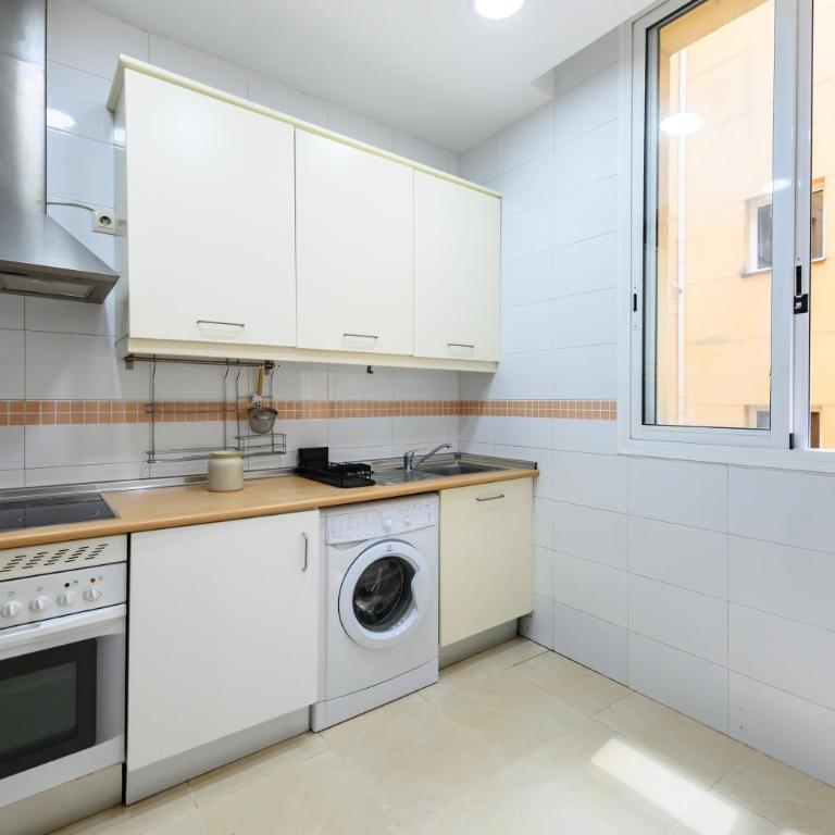 DIN132F - Piso de 2 dormitorios y 3 baños en el Centro de Madrid - Alquiler temporal - Appartamento con 2 Camere da Letto - 9