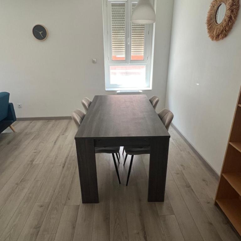 Grand appart - 1 Mai - Gare - 6 couchages - 2 douches - Clim - Apartment mit 2 Schlafzimmern - 10