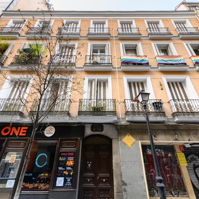 DIN132F - Piso de 2 dormitorios y 3 baños en el Centro de Madrid - Alquiler temporal - Appartamento con 2 Camere da Letto - 50