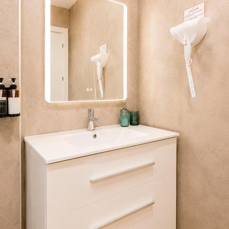 RentalSevilla Alfarería I - Apartment - 12