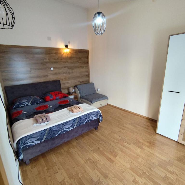 Apartments Kalamperovic - Family Room with Sea View - 1