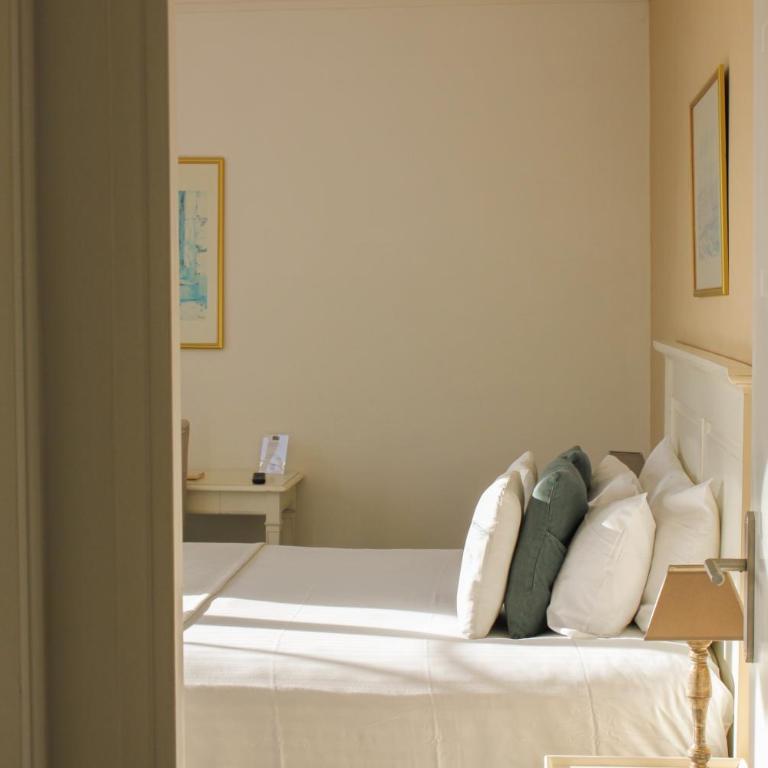 Hôtel Beau Site - Cap d'Antibes - Grande Chambre Double Supérieure - 6