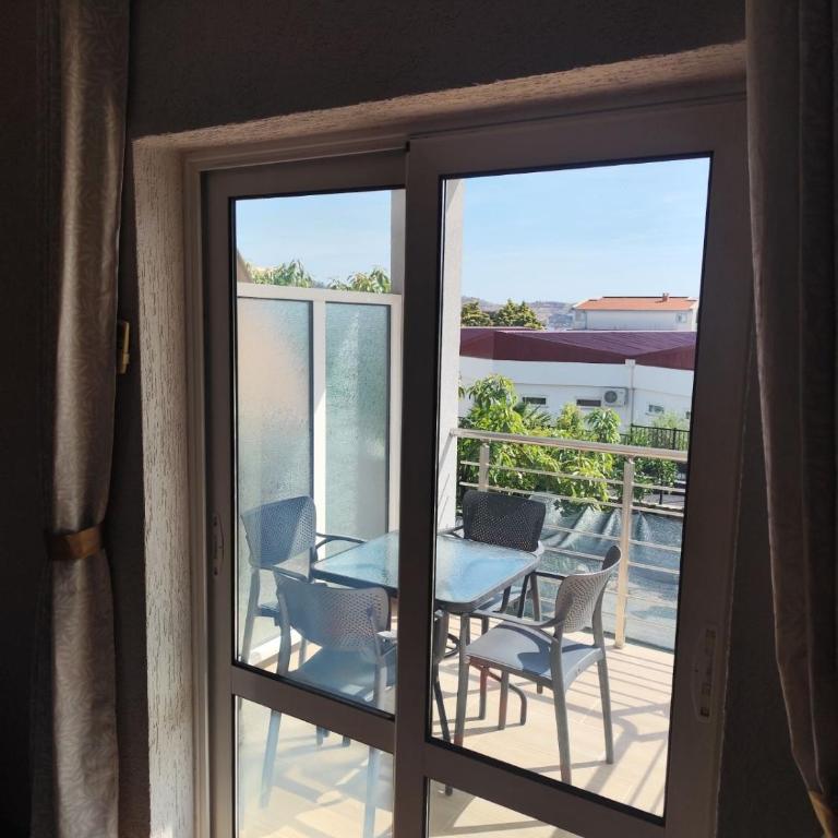 Apartments Kalamperovic - Apartment with Garden View - 2