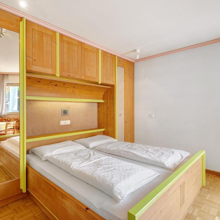 Residence Ciasa Ulli - Apartment mit 1 Schlafzimmer und Gartenblick - 10