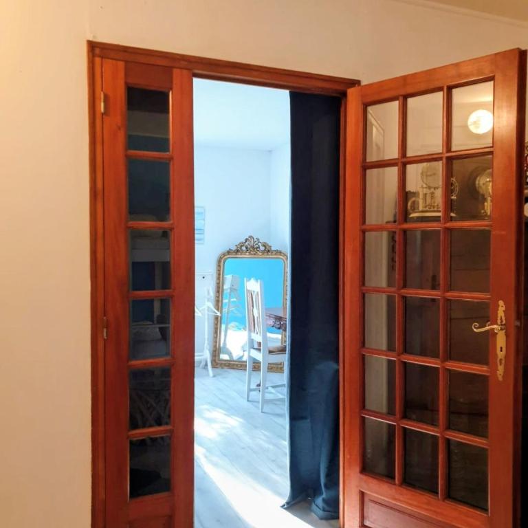 Private room à la hume - Chambre Triple avec Salle de Bains Commune - 5
