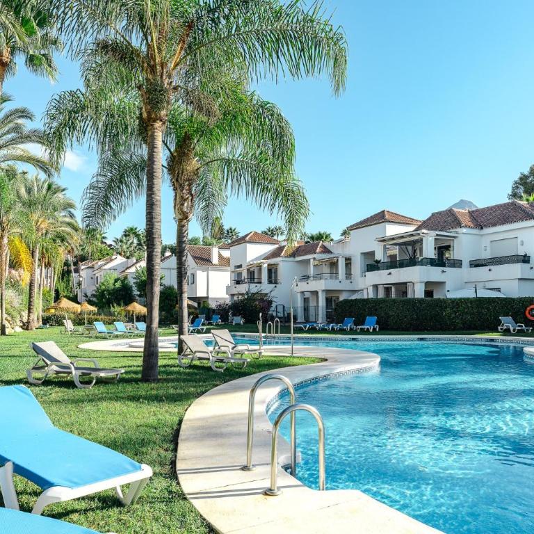 Lovely Terrace Golf Valley 10min - Appartamento Deluxe con 2 Camere da Letto e Vista Giardino - 1