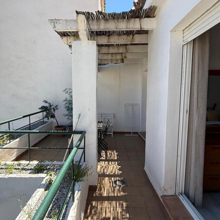 Lovely Terrace Golf Valley 10min - Appartamento Deluxe con 2 Camere da Letto e Vista Giardino - 19